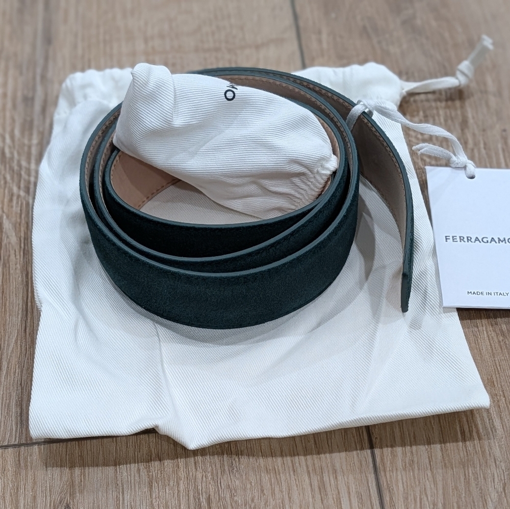 $550 Salvatore Ferragamo Gancini Suede Adjustable Belt Moss Green 95 US 38 - Picture 2 of 6